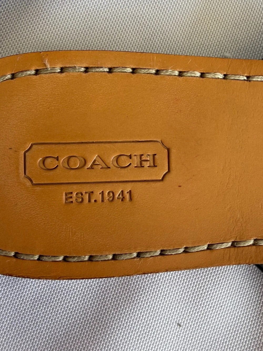 Coach Sydney Thong Sandals‎ Womens 10 Blue Tan Logo Pattern Leather Flat Sandal